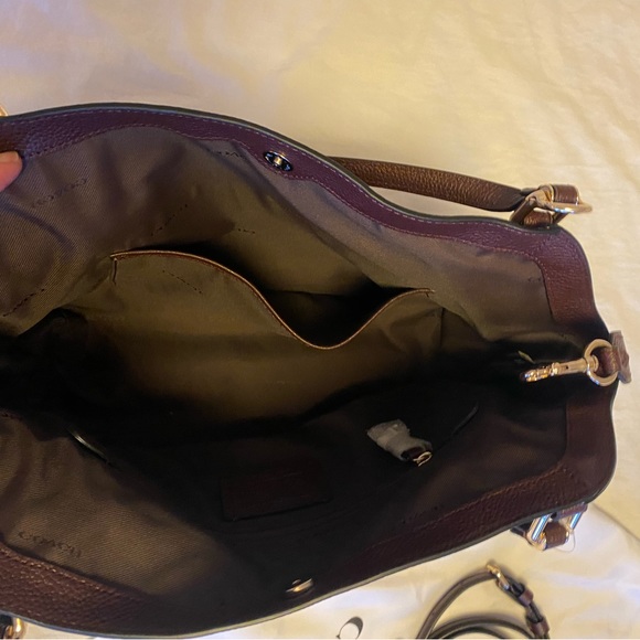 Coach Edie Shoulder Bag 28 - Picture 4 of 5